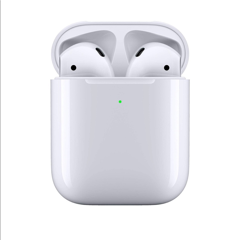 Apple AirPods Gen 2 with Wireless charging case
